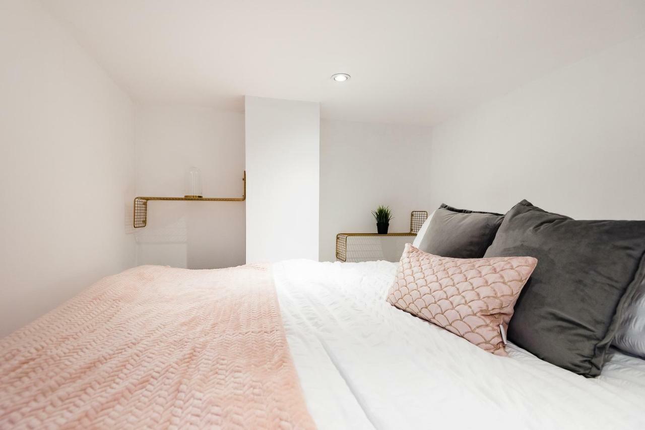 Stylish Hyde Park Apartment Лондон Экстерьер фото