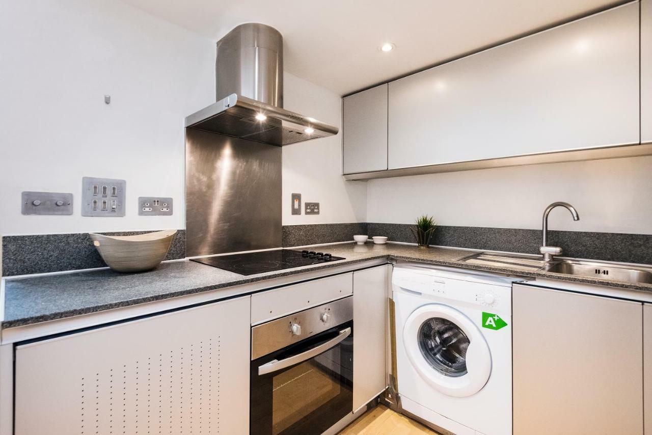 Stylish Hyde Park Apartment Лондон Экстерьер фото